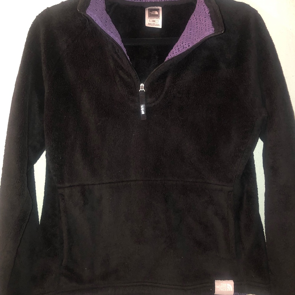 North face pullover